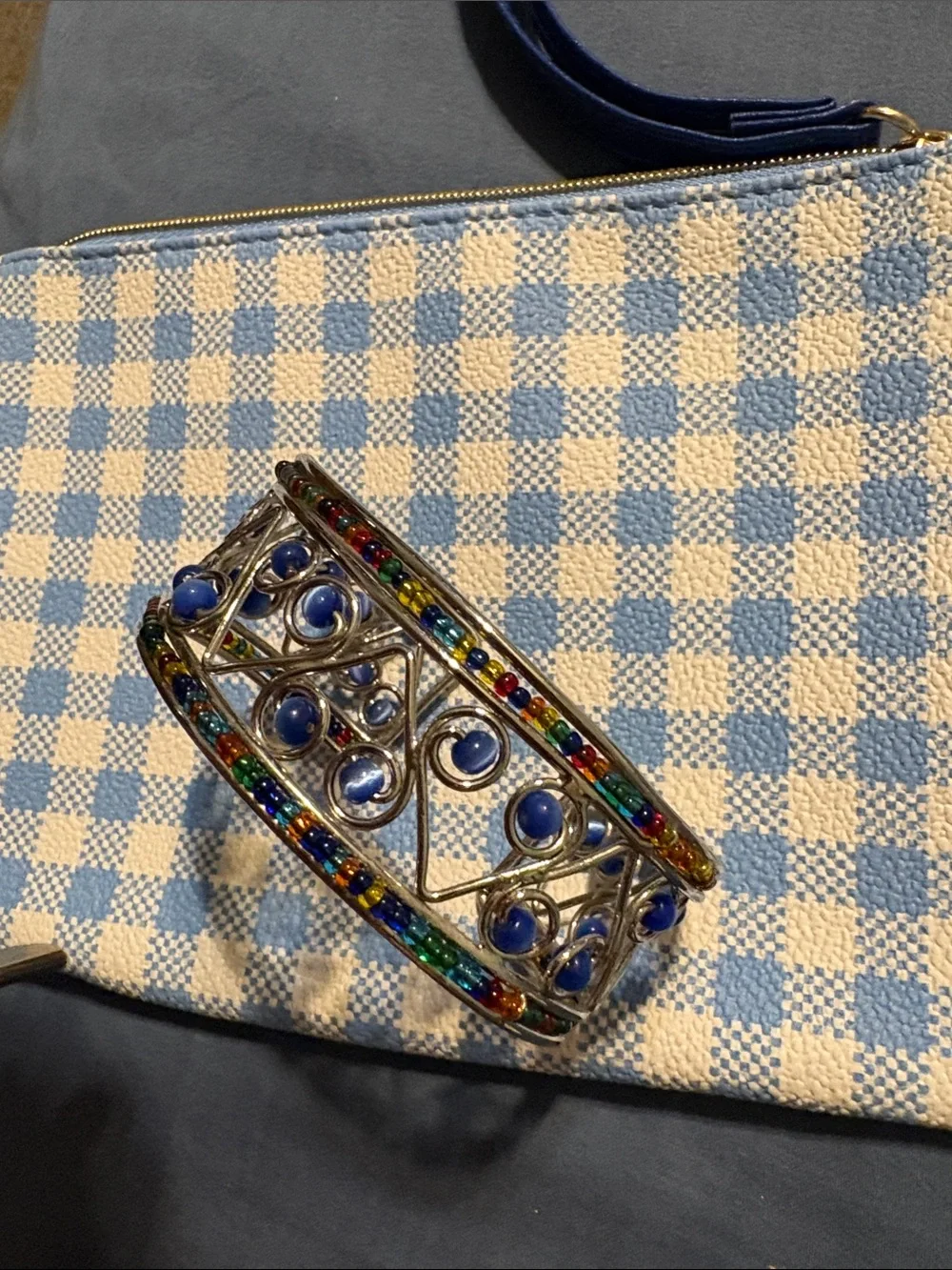 ipsy wristlet pouch